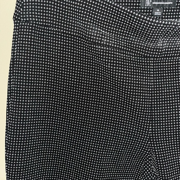 INC Black and White Patterned Pants - Picture 4 of 4